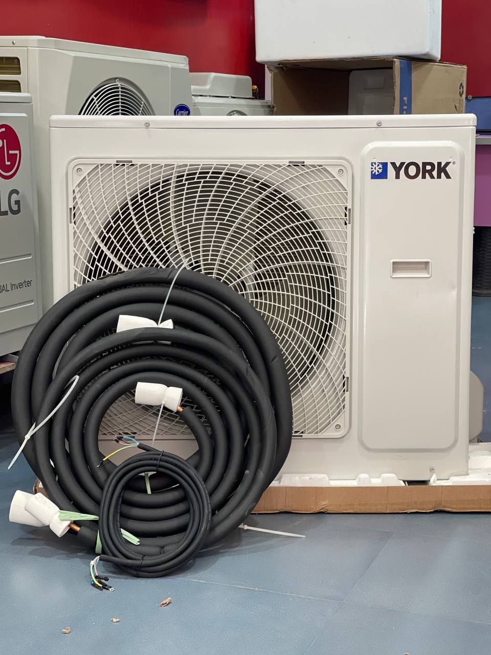 کولر گازی ایستاده 36000 یورک  YORK مدل YLGE36XOHAFA